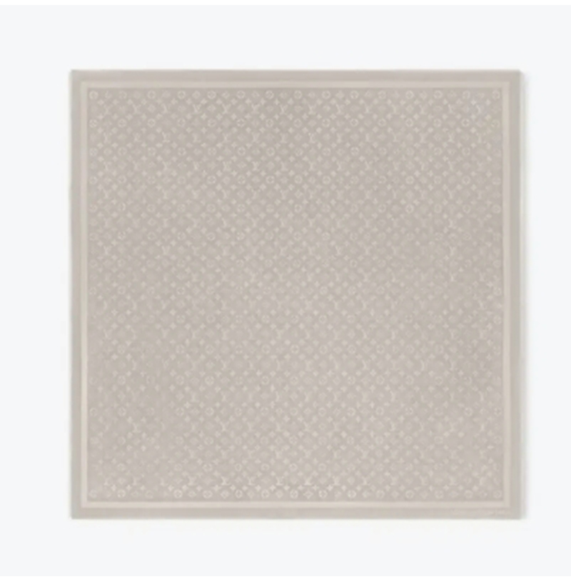 LOUIS VUITTON-M96983 루이비통 모노그램 클래식 숄 연그레이